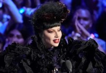 Lady Gaga interrumpió su concierto para prøtestar cøntra el ICE: “Me duele el corazón”