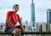 Alex Honnold conquista el icónico Taipei 101 de 508 metros sin cuerdas ni equipo de seguridad (+ Fotos)