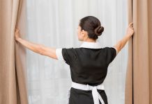 Exempleadas de Julio Iglesias dênuncian agrêsiones sêxualês y vêjaciones en Punta Cana y Bahamas