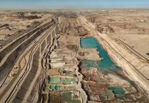 Mueven millones de toneladas de tierra en pleno desierto para levantar la ciudad más futurista del mundo (+ Fotos)