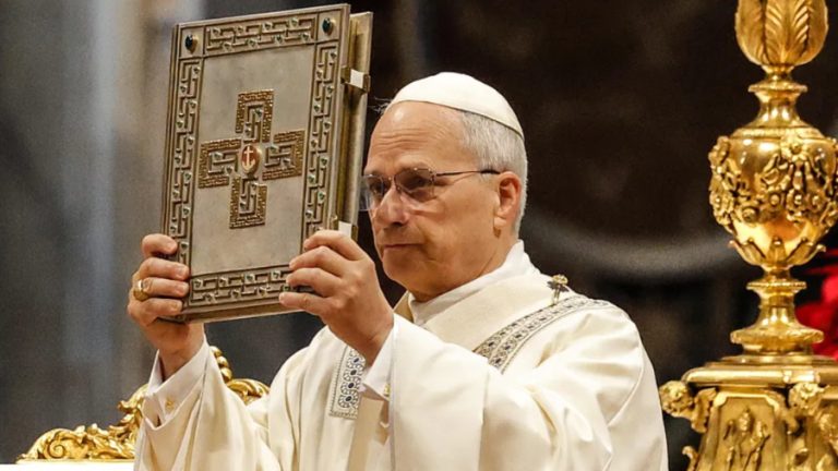 Papa León XIV instó por un 2026 de paz, acogida y diálogo en su primera misa del año (+ Detalles)