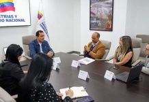 Ministerio de Comercio acelera la producción nacional de medicamentos para reducir importaciones y convertir al sector farmacéutico en motor económico del país