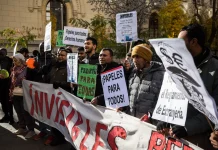 Informe de Funcas calcula que en España hay hasta 840.000 inmigrantes sin papeles: Gobierno prepara una regularización extraordinaria (+ Detalles)