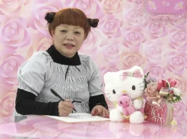 Diseñadora de Hello Kitty se retirará tras cuatro décadas: convirtiendo el personaje en un ícono mundial