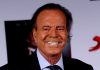 Julio Iglesias lleva a Yolanda Díaz ante la justicia tras acüsaciønes públicas que, según él, dañäron su ręputación