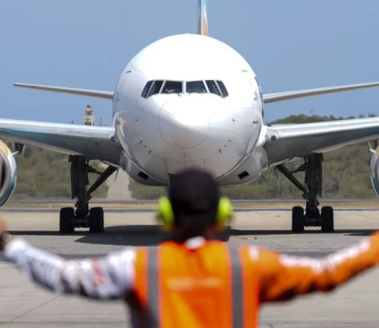 Arribó a Maiquetía el vuelo 108 de Vuelta a la Patria con más de 300 connacionales desde Arizona (+ Detalles)