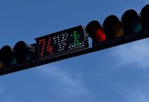 Semáforos inteligentes marcan nuevo ritmo urbano: Barcelona moderniza su sistema vial para una ciudad más segura (+ Detalles)