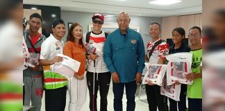 Lara fortalece el deporte con entrega de uniformes a selección de Paranatación: Gobernador Reyes Reyes exalta la masificación deportiva (+ Fotos)