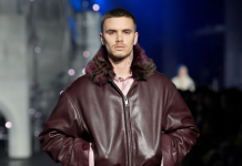 Romeo Beckham heredó el trono de la moda: Cierre épico para Burberry en la London Fashion Week (+ Detalles)