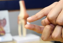 Aspirina y cáncër de colon: la revisión que disminuye el efecto protector y pone el foco en las hemørragias