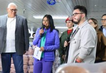 Ejecutivo acuerda precios con la industria nacional como eje del Programa de Convivencia Democrática y Paz para frenar la especülación (+ Fotos)