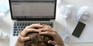 Los jóvenes de 18 a 34 años tienen cada vez más dificultades para resolver retos cotidianos: en contraste con los mayores de 55