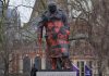 Detênïdo un hombre en Londres por vândälïzar la estatua de Churchill: acüsado de provøcar dâños agrâvados por motivos raciales