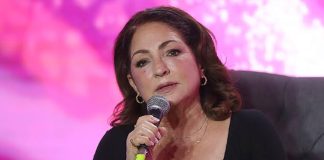 Gloria Estefan pidió a los latinos unirse y alzar la voz cøntra el ICE antes de su presentación en Viña del Mar 2026: «Una cosa es agarrar crïmïnâles y otra las rëdadas»