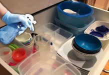 Por qué recomiendan rociar vinagre en los cajones de la cocina y en qué casos puede ser útil esta práctica