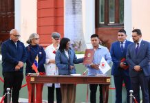 Delcy Rodríguez promulga nueva Ley de la Cruz Roja Venezolana en acto por el Día Nacional del Médico