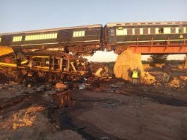 El descarrilamiento de un convoy de Rovos Rail deja dos víctimäs mørtales en Namibia