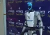 Robots humanoides ya patrullan Bogotá con inteligencia artificial y vigilancia permanente en calles clave de la ciudad