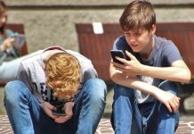 El uso intensivo de las redes sociales ponen en jaque el bienestar de los jóvenes: contenidos seleccionados por algoritmos presentan una relación negativa