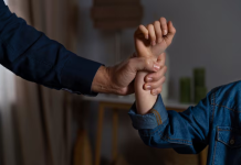 Nuevo informe señala que al menos el 30% de las mujeres ha süfrido viølencia en la Unión Europea