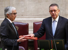 Portugal inicia una nueva era: António José Seguro jura como presidente ante la Asamblea