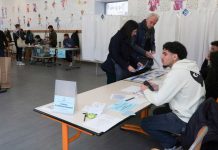 Participación en elecciones municipales de Francia se estanca y apunta a una abstención récord