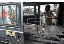 Tragëdia en la India: Fallêcieron diez personas y más de una docena de herïdos por incêndio en un hospital en Odisha