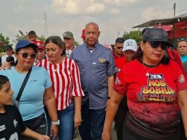 Gobernador de Lara sostuvo encuentro con habitantes de las comunidades Tierra Prometida 2 y Las Juanas: atendiendo las necesidades de la comunidad (+ Fotos)