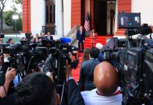 Delcy Rodríguez califica de «20 sobre 20» encuentro de alto nivel con delegación de EE. UU. en Miraflores