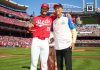 David Concepción entrega el Premio Luis Aparicio a Eugenio Suárez en emotiva ceremonia en Cincinnati