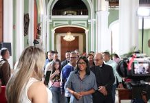 Presidenta (E) Delcy Rodríguez aboga por la convivencia y la paz nacional desde el Santuario de La Candelaria