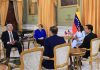 Delegación del Senado de EE.UU. visitó Miraflores en una reunión para consolidar la relación estratégica con Venezuela (+ Detalles)