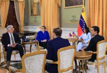 Delegación del Senado de EE.UU. visitó Miraflores en una reunión para consolidar la relación estratégica con Venezuela (+ Detalles)