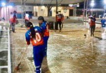 Alcaldía de Valencia ejecuta operativo nocturno de limpieza en la Plaza Bicentenario para fortalecer el mantenimiento de espacios públicos en El Socorro (+ Fotos)