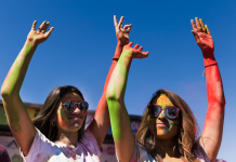 Generación Z y Millennials: ¿Por qué prefieren un festival antes que comprar bienes materiales?(+ Detalles)