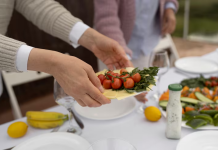 Cenar temprano para vivir mejor: La ciencia revela cómo adelantar la última comida del día optimiza la quêma de calorías (+ Detalles)