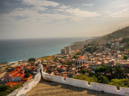 Atardeceres, historia y sabor: Descubre por qué el Fortín El Vigía es el mejor balcón de La Guaira (+ Detalles)