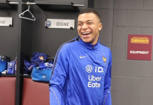 ¿Cambio de deporte? Mbappé demostró sus habilidades de baloncesto en los vestuarios de la selección de Francia (+ Video)