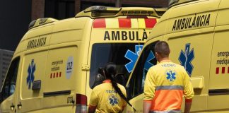 Explosïón durante un experimento en una escuela de Gerona en Barcelona dejó al menos 3 mënores en estado grâve