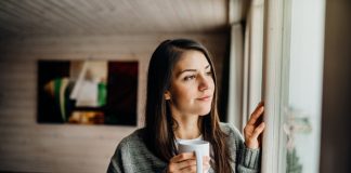 Las personas que disfrutan de estar solas son las parejas y amigos más leales y fieles, según la psicología