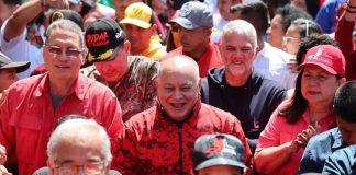 Venezolanos se movilizan para exigir el fin de las sanciønes y el bløqueo internacional al país (+ Detalles)