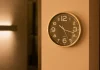 Tener relojes detenïdos en la casa representan el paso del tiempo y el movimiento de la energía, según el Feng Shui