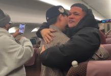 Jowell y Randy comparten emocionante encuentro con un fan en Asia: «El Reggaetón llegó a Japón» (+ Video)