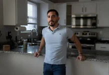 Denuncian detención arbitraria en Texas del Dr. Ezequiel Véliz, premiado médico residente venezolano