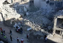 Trump frena atäque cönträ Irán y anuncia tregua condicionada mientras crece tęnsión global por el control del estrecho de Ormuz