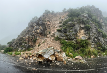 Despliegan dispositivo de seguridad y despeje en la vía a Peracal tras derrumbe en el sector El Descanso (+ Detalles)