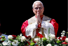 El Papa León XIV rinde un emotivo homenaje a Francisco en el primer aniversario de su partida
