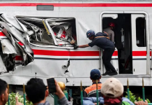 Tragêdia ferroviaria en Indonesia: Ascienden a 14 los fallêcidos tras chøque de trenes en Yakarta