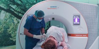 El dølor de cabeza que cede al acostarse: uno de los primeros síntomas de la hipotënsión intracrâneal espontánea