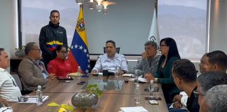 Autoridades del sector transporte evalúan estrategias junto a fabricantes e importadores para facilitar el acceso a repuestos mediante créditos de 60 días